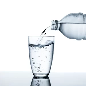 Phân biệt nước khoáng và nước tinh khiết